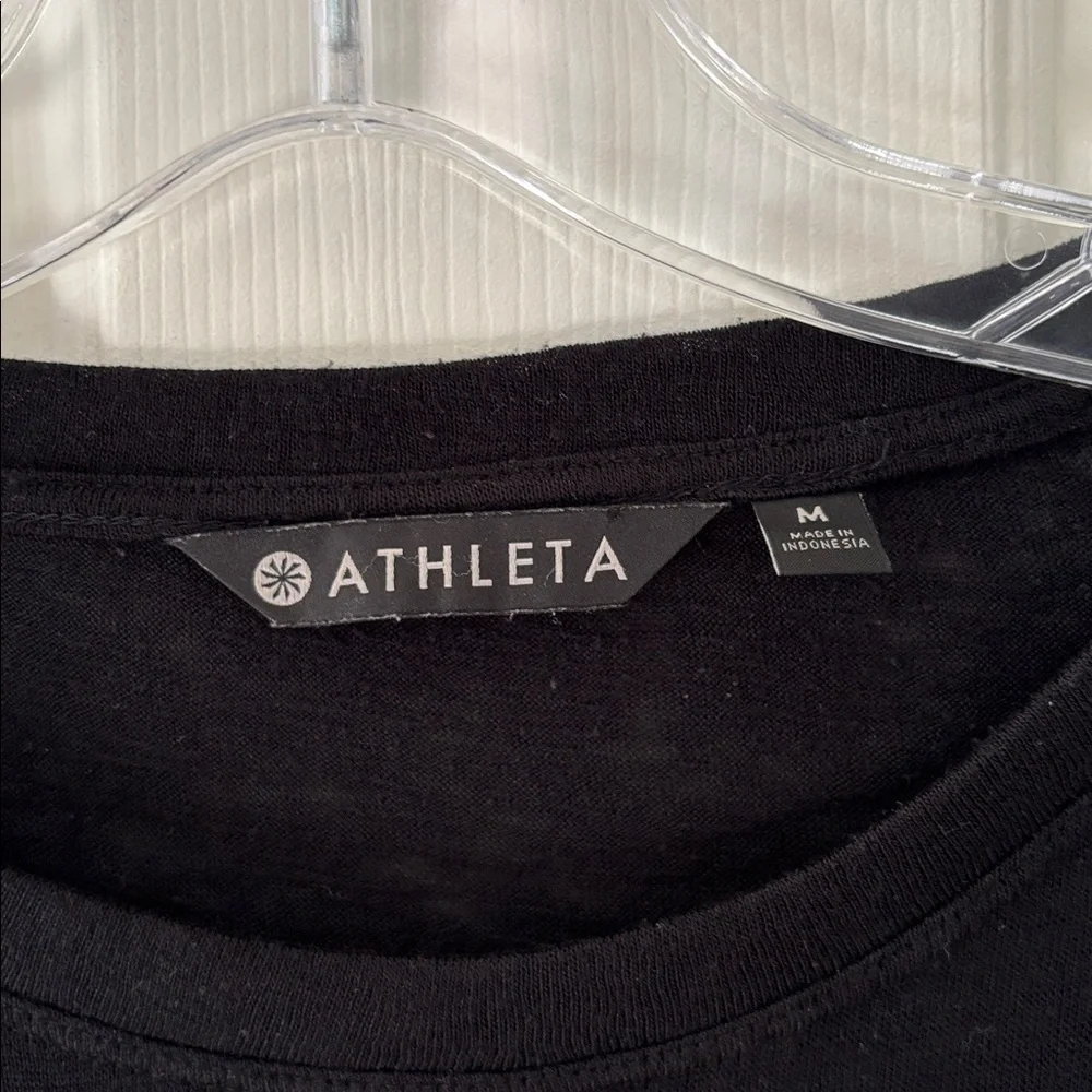 Athleta Black Long Sleeve Breezy Top Size Medium - Picture 4 of 10